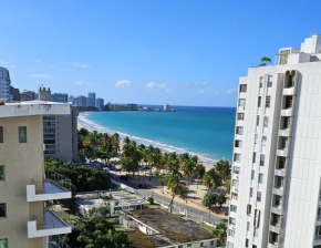 KASA Seaview at Coral Beach - Studio for 2 Balcony BEACHFRONT BUILDING POOL